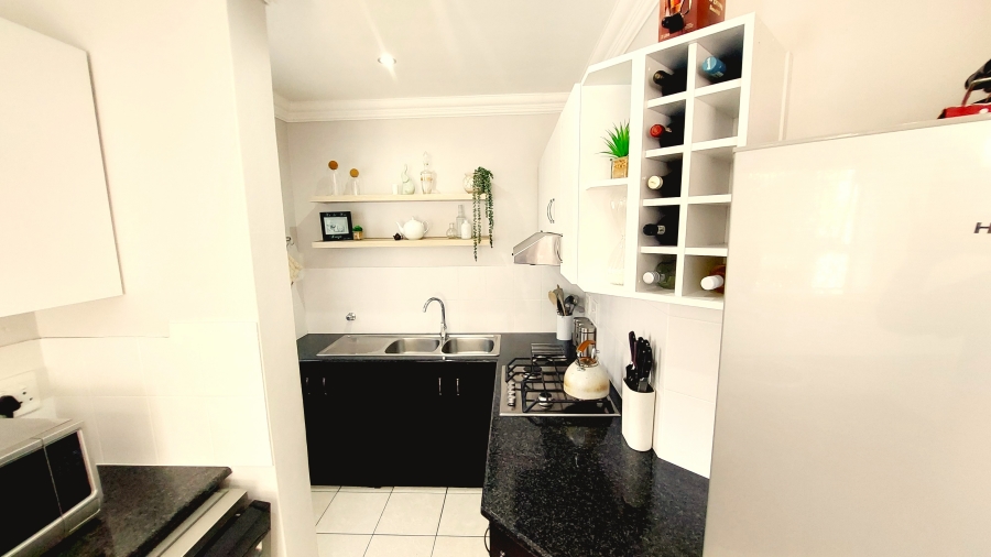 3 Bedroom Property for Sale in Protea Heights Western Cape